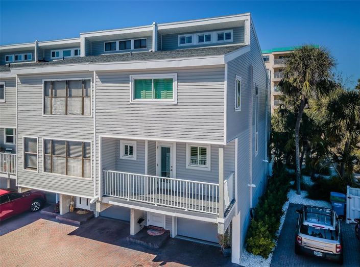 Image No.9-2 Bed Townhouse for sale