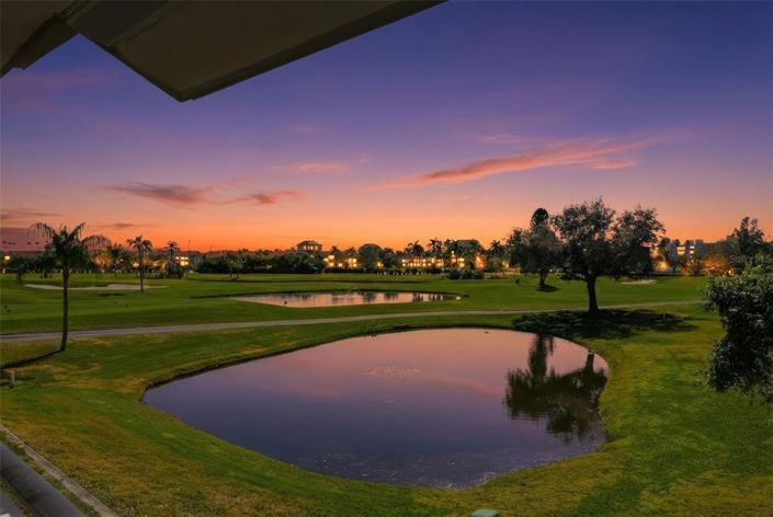 Image No.3-Propriété de 2 chambres à vendre à St. Petersburg