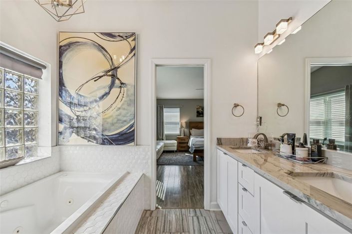 Image No.22-2 Bed Townhouse for sale