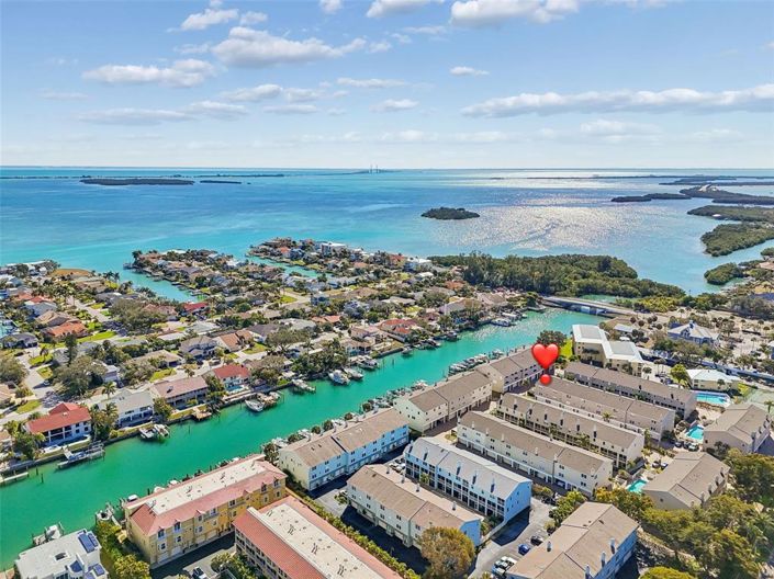 Image No.31-2 Bed Townhouse for sale