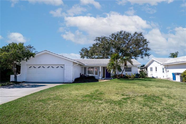 Image No.2-Propriété de 2 chambres à vendre à Treasure Island