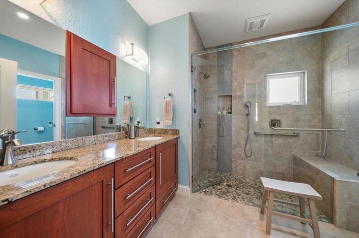 Image No.29-Propriété de 5 chambres à vendre à Treasure Island