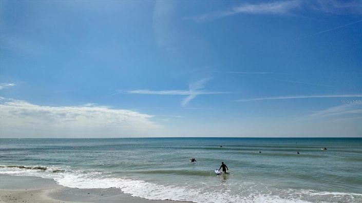 Image No.3-Propriété de 5 chambres à vendre à Treasure Island