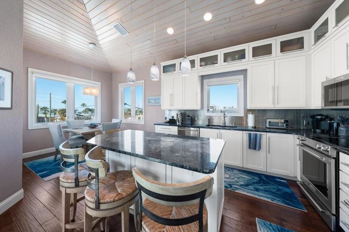 Image No.9-Propriété de 5 chambres à vendre à Treasure Island