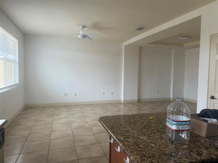 Image No.6-4 Bed Townhouse for sale