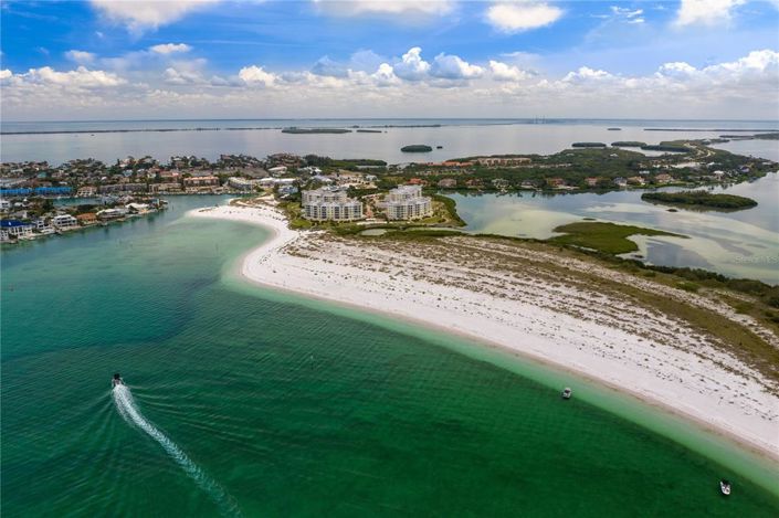 Image No.38-Propriété de 3 chambres à vendre à St. Petersburg