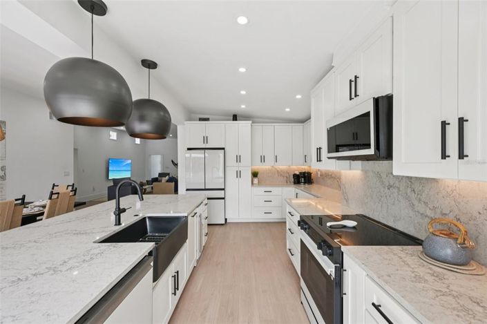 Image No.16-4 Bed Property for sale