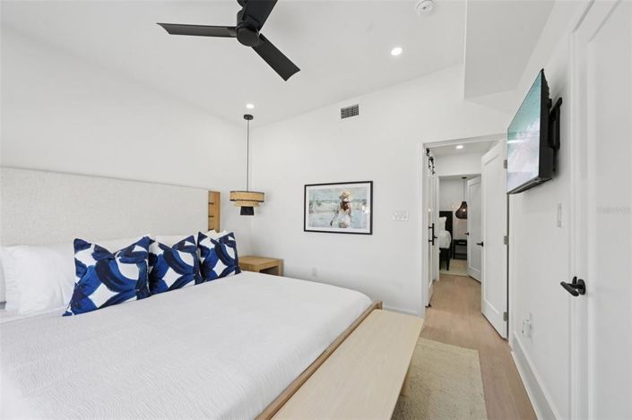 Image No.30-4 Bed Property for sale