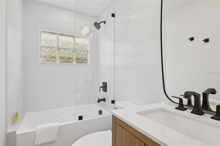 Image No.36-4 Bed Property for sale