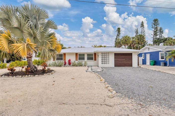 Image No.2-3 Bed Property for sale