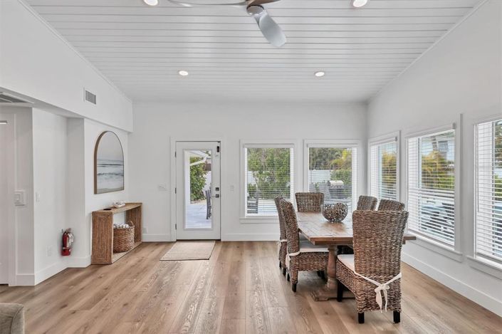 Image No.21-3 Bed Property for sale