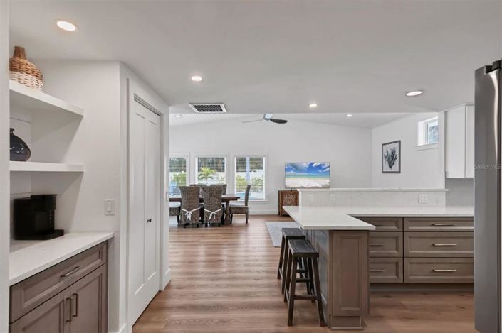 Image No.27-3 Bed Property for sale