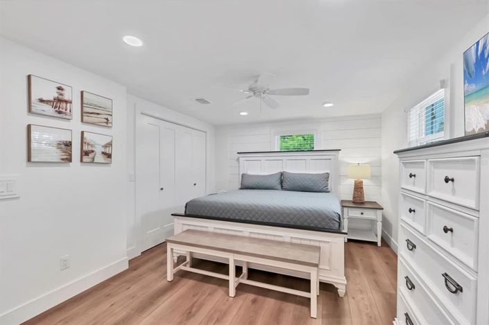 Image No.31-3 Bed Property for sale