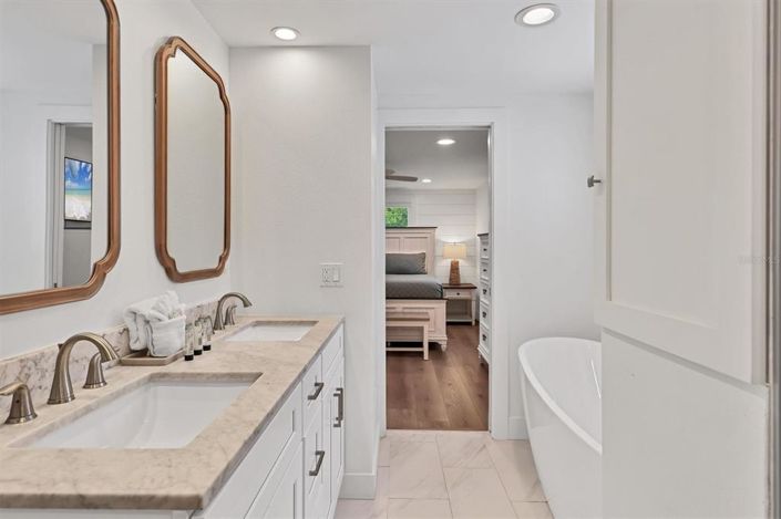 Image No.32-3 Bed Property for sale