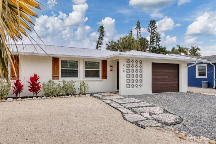 Image No.4-3 Bed Property for sale