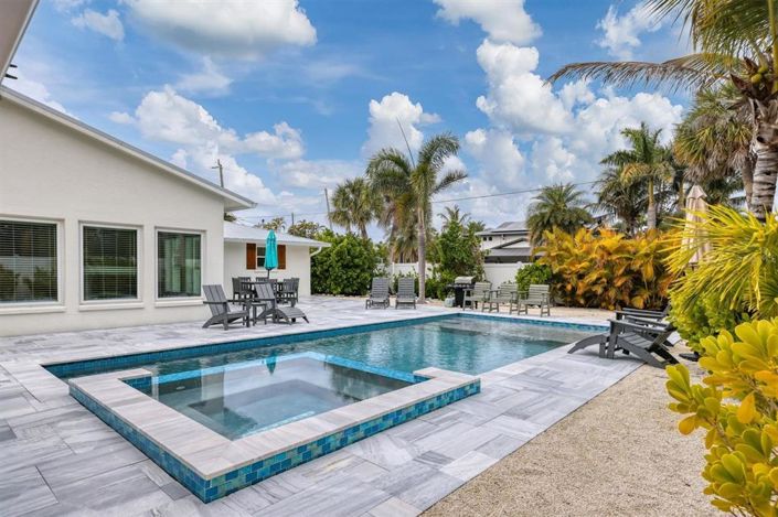 Image No.49-3 Bed Property for sale