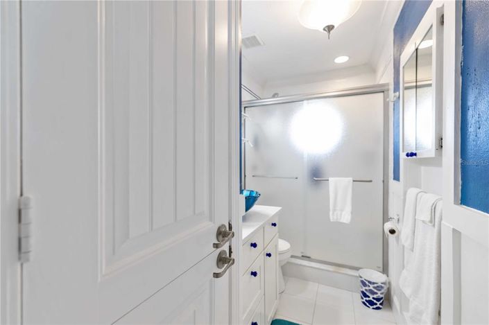 Image No.11-2 Bed Property for sale