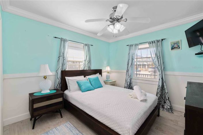 Image No.15-2 Bed Property for sale