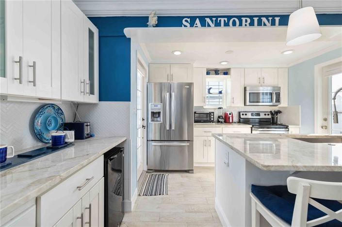 Image No.9-2 Bed Property for sale