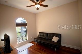 Image No.7-Propriété de 4 chambres à vendre à Orlando