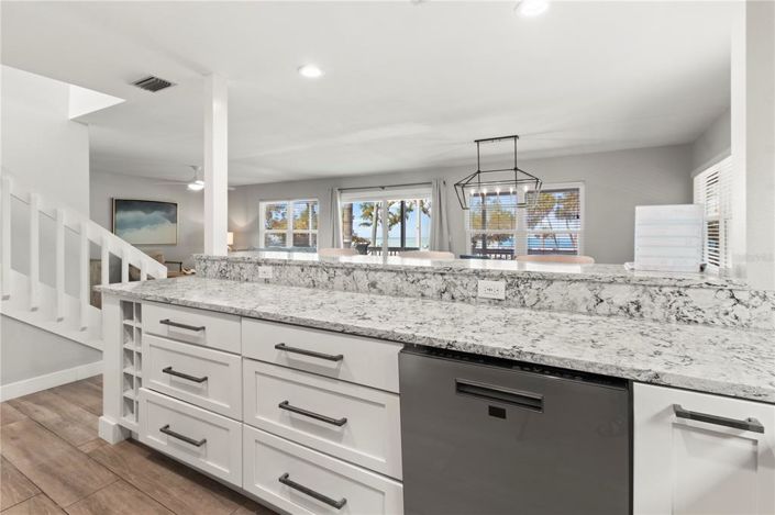 Image No.14-4 Bed Property for sale