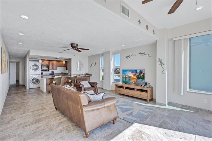 Image No.17-1 Bed Property for sale