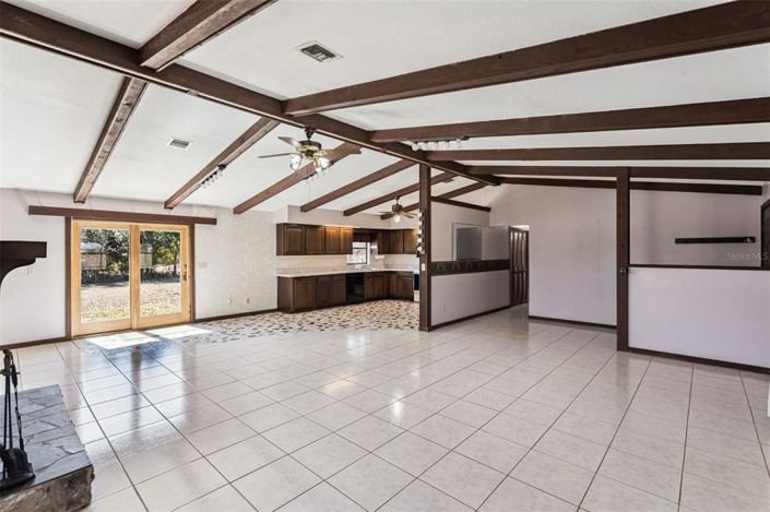 Image No.9-3 Bed Property for sale