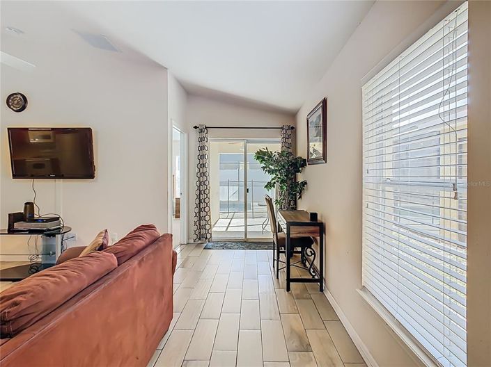 Image No.7-Propriété de 4 chambres à vendre à Davenport