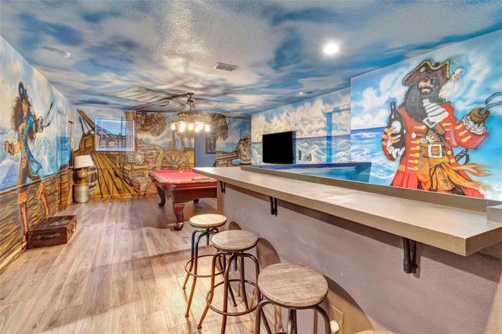 Image No.25-9 Bed Property for sale