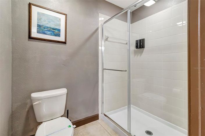 Image No.31-9 Bed Property for sale