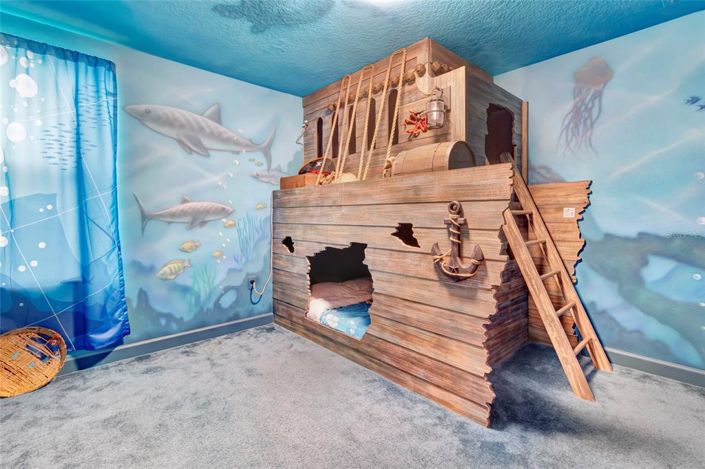 Image No.33-9 Bed Property for sale