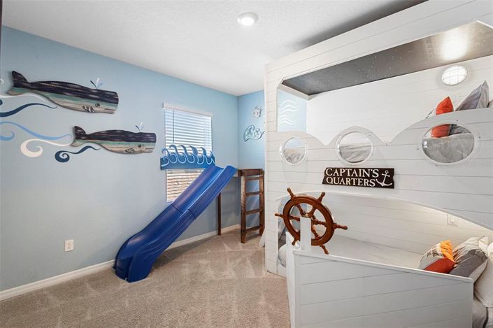 Image No.32-5 Bed Property for sale