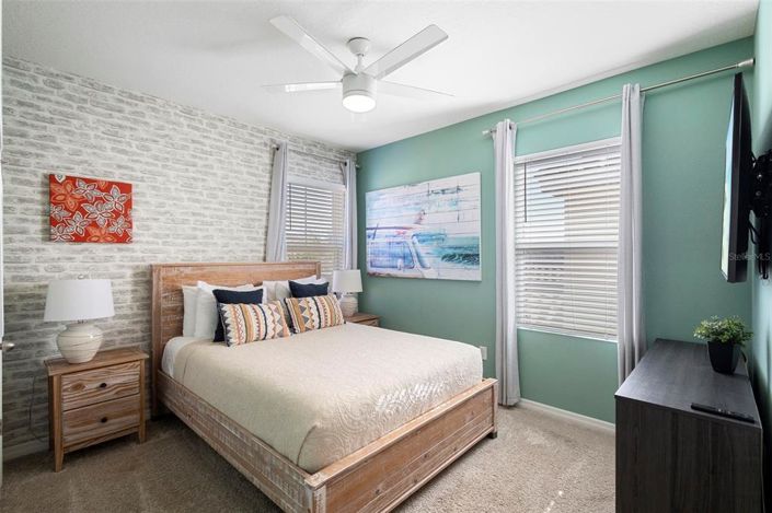 Image No.34-5 Bed Property for sale