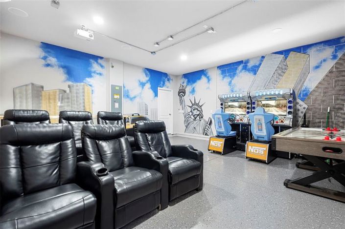 Image No.51-5 Bed Property for sale