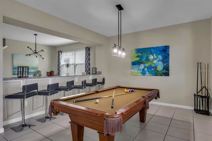 Image No.18-9 Bed Property for sale