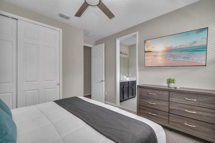 Image No.29-9 Bed Property for sale