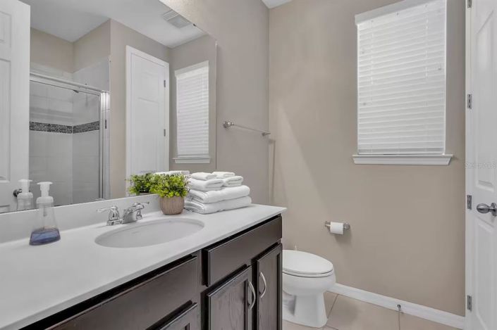 Image No.40-9 Bed Property for sale