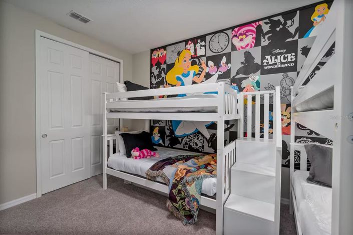 Image No.50-9 Bed Property for sale