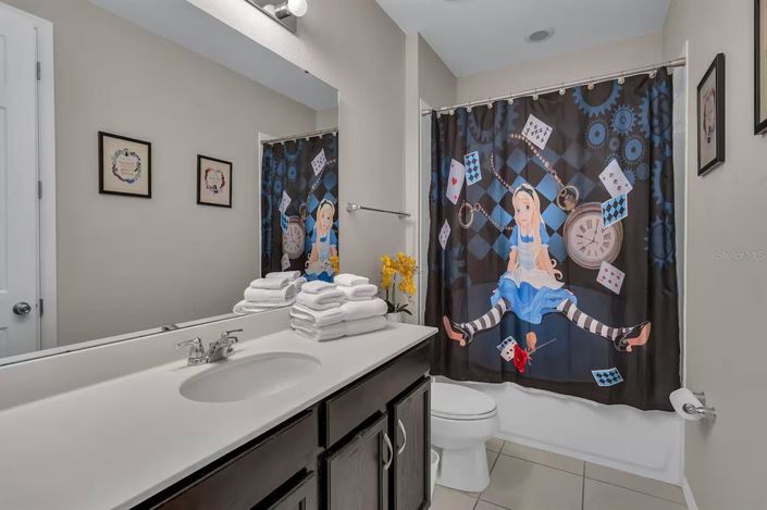 Image No.53-9 Bed Property for sale