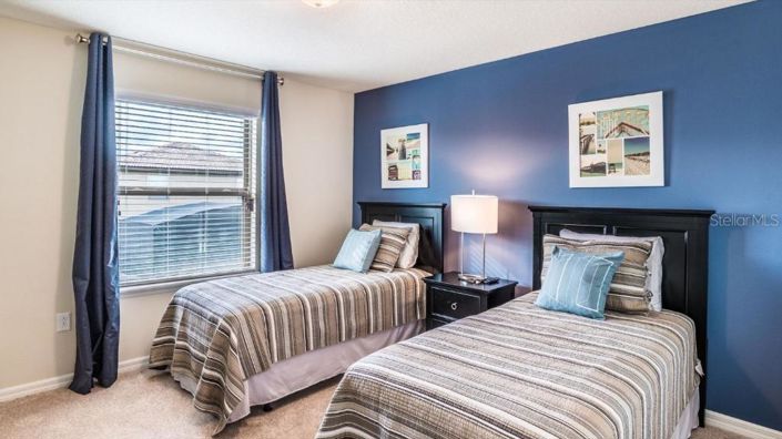 Image No.16-6 Bed Property for sale