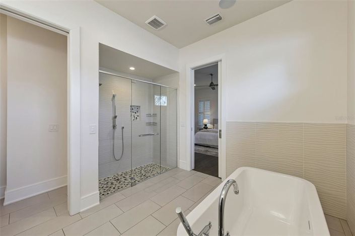 Image No.19-4 Bed Property for sale