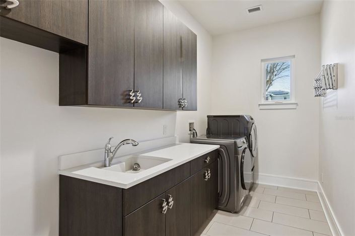 Image No.23-4 Bed Property for sale