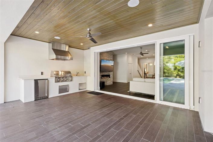 Image No.37-4 Bed Property for sale