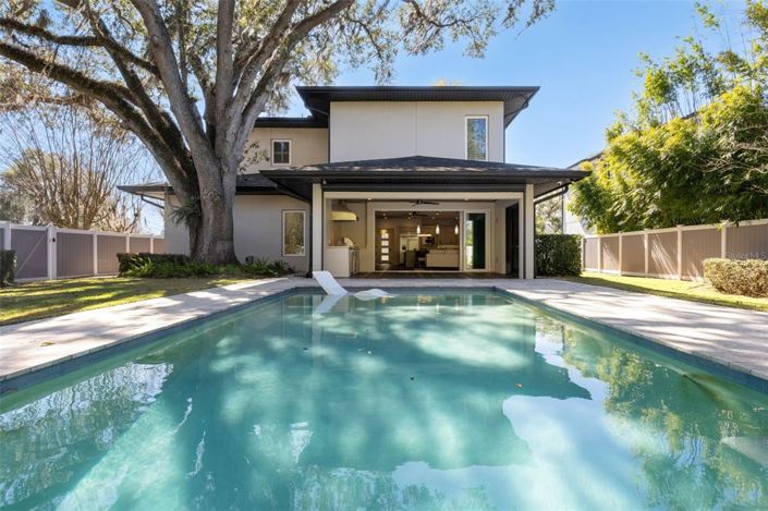 Image No.41-4 Bed Property for sale