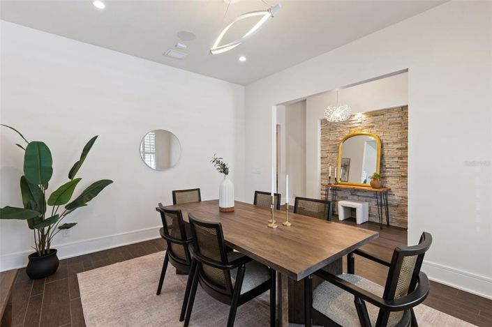 Image No.7-4 Bed Property for sale