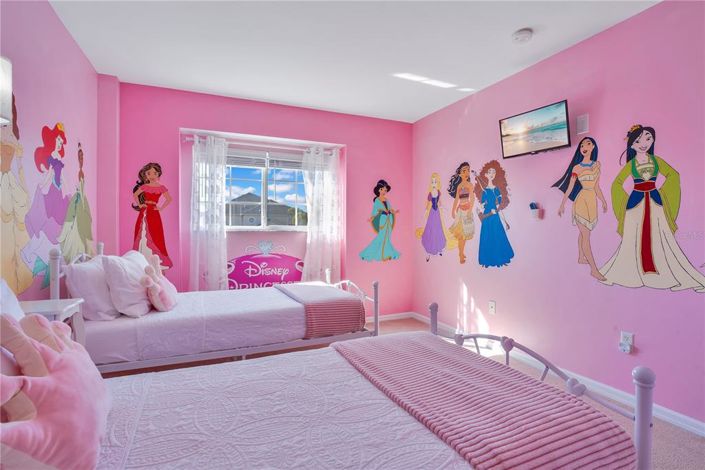 Image No.19-5 Bed Property for sale