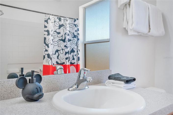 Image No.21-5 Bed Property for sale