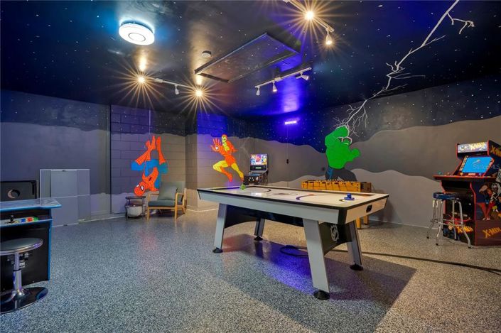 Image No.27-5 Bed Property for sale