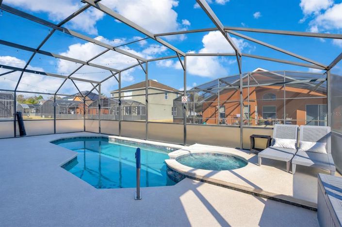 Image No.35-5 Bed Property for sale