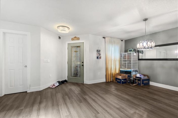 Image No.25-3 Bed Property for sale